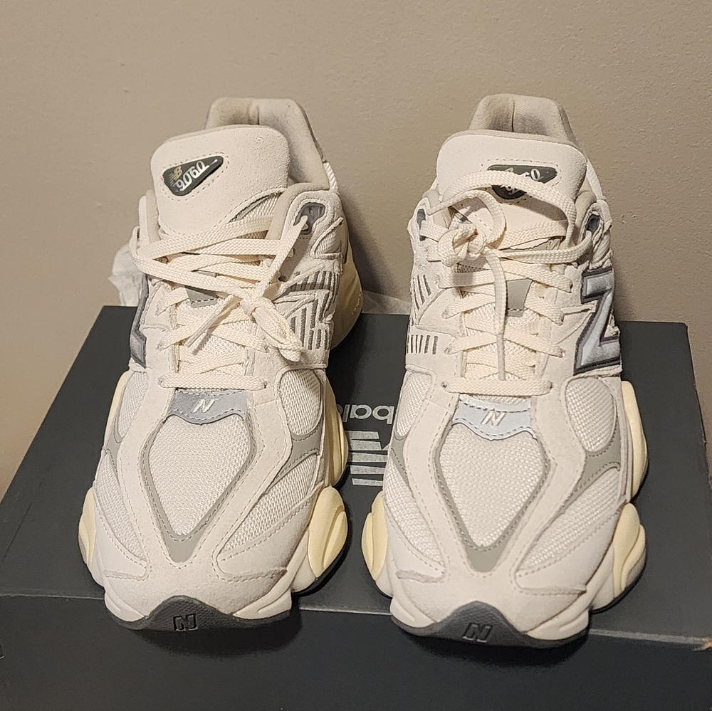 New Balance Cream and Light Gray Retro Runner Sneakers